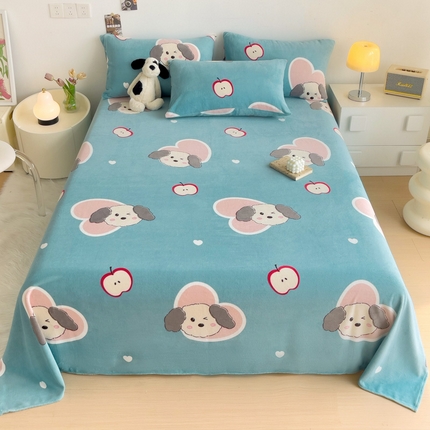 91家纺网 家纺一手货源 找家纺 艾橙家纺 2024新款A类加厚牛奶绒印花床单 呆萌狗