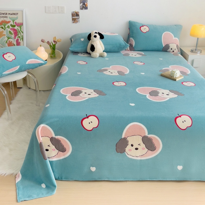 91家纺网 家纺一手货源 找家纺 艾橙家纺 2024新款A类加厚牛奶绒印花床单 呆萌狗