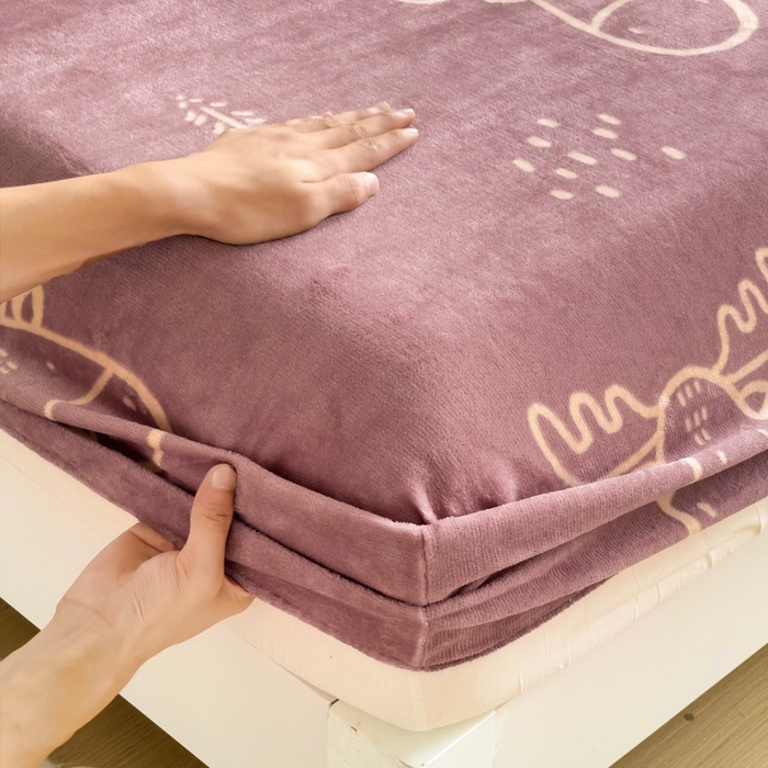 91家纺网 家纺一手货源 找家纺 艾橙家纺 2024新款A类加厚牛奶绒印花床笠 北欧生活