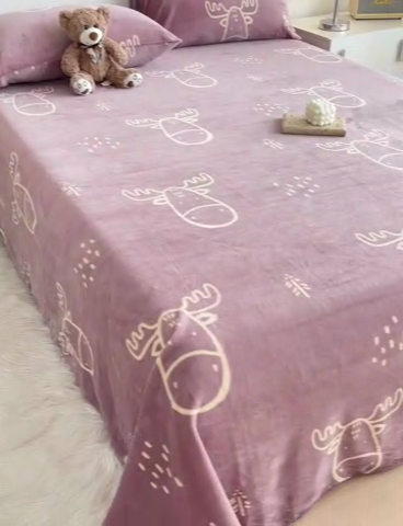 91家纺网 家纺一手货源 找家纺 艾橙家纺 2024新款A类加厚牛奶绒印花床单 北欧生活