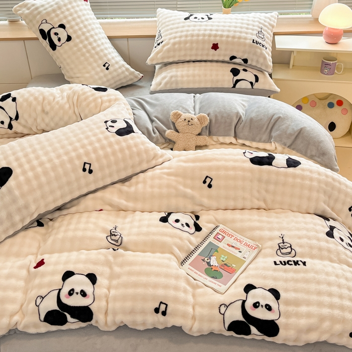 91家纺网 家纺一手货源 找家纺 梵克保罗 2024新款泡泡绒加厚立体牛奶绒单被套多功能被套毯 音乐熊猫