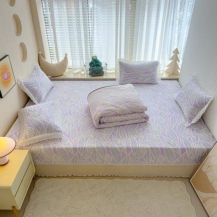 冬然家纺 2024新款雕花绒榻榻米床盖 秋之叶-紫