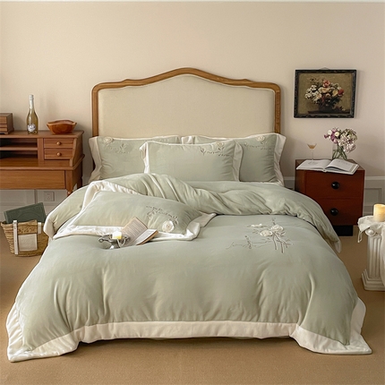 91家纺网 家纺一手货源 找家纺 （总）名品优仓 2024新款高克重牛奶绒立体绣花四件套-爱丽莎