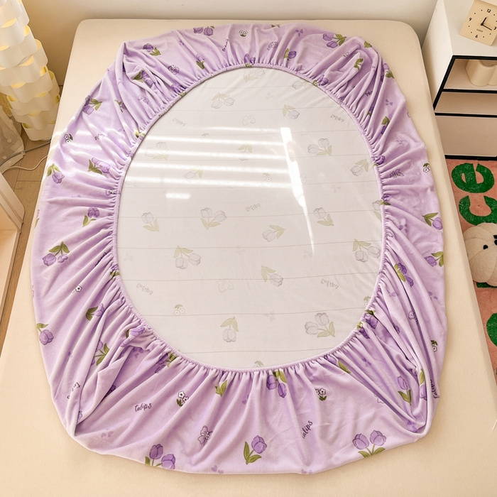 91家纺网 家纺一手货源 找家纺 默忆 2025新款加厚印花牛奶绒床笠三件套单床笠 郁金香紫