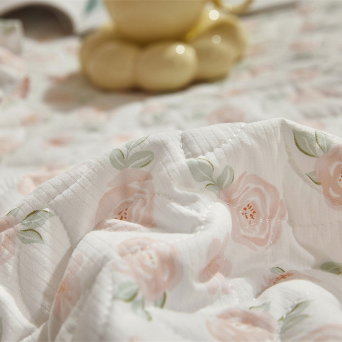 91家纺网 家纺一手货源 找家纺 十个点家纺 2025新款印花夹棉床盖三件套-晚秋系列 红粉世家