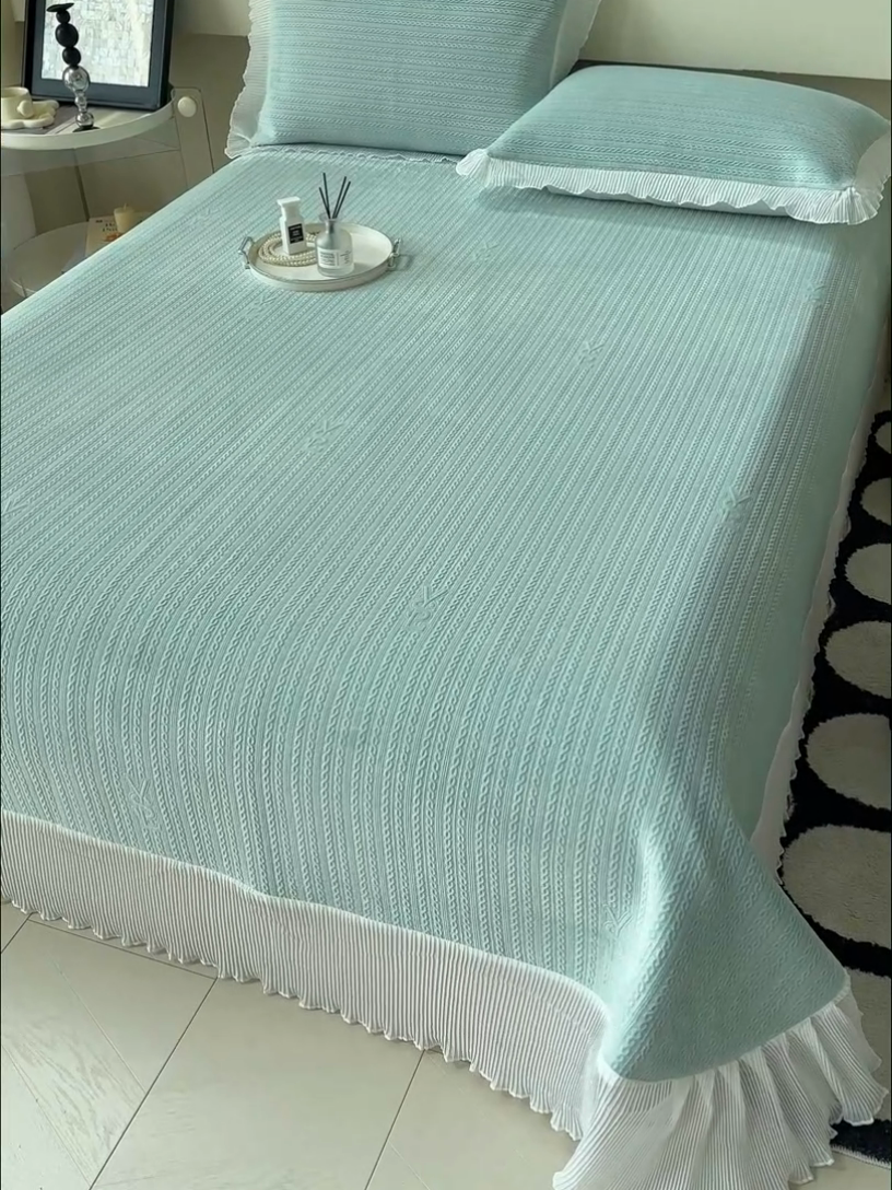 91家纺网 家纺一手货源 找家纺 冬然家纺 2024新款雕花绒床盖系列 小麦穗-浅绿