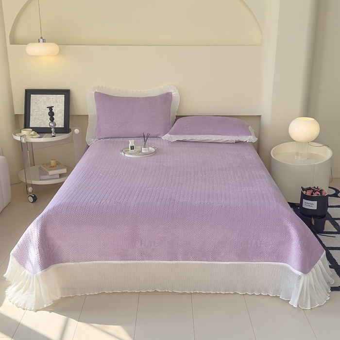 91家纺网 家纺一手货源 找家纺 冬然家纺 2024新款雕花绒床盖系列 大麦穗-紫