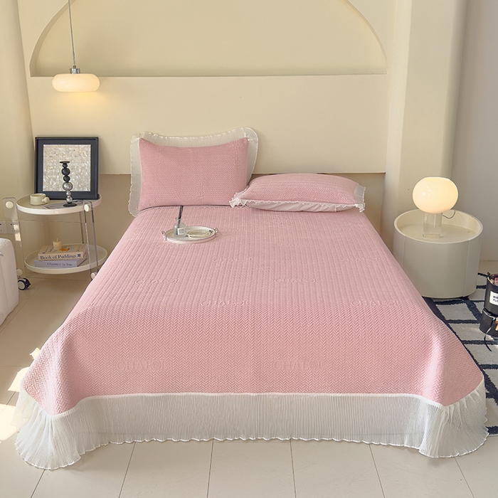 91家纺网 家纺一手货源 找家纺 （总）冬然家纺 2024新款雕花绒床盖系列