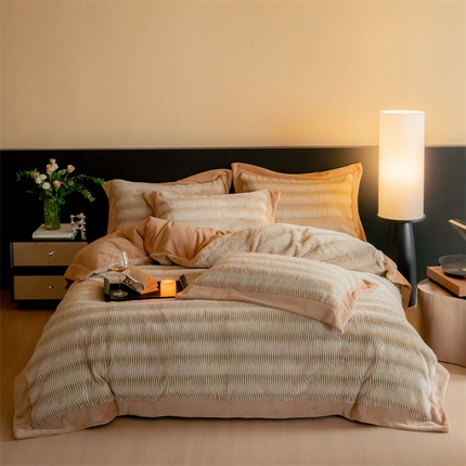 91家纺网 家纺一手货源 找家纺 名品优仓 2024新款金貂绒四件套-欢乐颂 香槟金