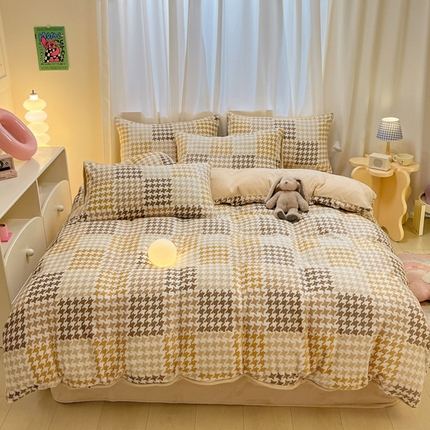 91家纺网 家纺一手货源 找家纺 本制 2025新款B类牛奶绒印花四件套 千鸟格-咖