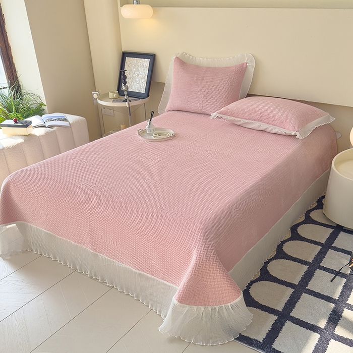 91家纺网 家纺一手货源 找家纺 （总）冬然家纺 2024新款雕花绒床盖系列