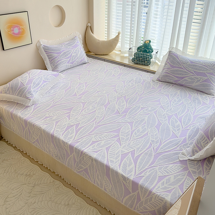 91家纺网 家纺一手货源 找家纺 冬然家纺 2024新款雕花绒榻榻米床盖 秋之叶-紫