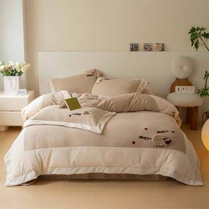 91家纺网 家纺一手货源 找家纺 （总）名品优仓 2024新款华夫格牛奶绒毛巾绣四件套-喜洋洋