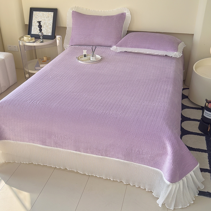 91家纺网 家纺一手货源 找家纺 冬然家纺 2024新款雕花绒床盖系列 大麦穗-紫