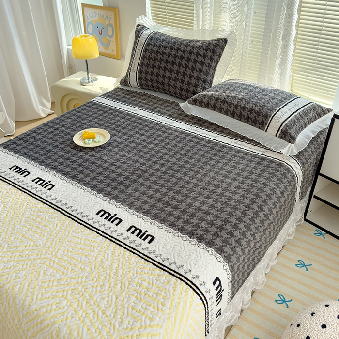 91家纺网 家纺一手货源 找家纺 冬然家纺 2024新款牛奶绒印花床盖 卢卡西