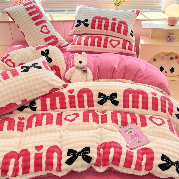 91家纺网 家纺一手货源 找家纺 梵克保罗 2024新款泡泡绒加厚立体牛奶绒单被套多功能被套毯 min粉