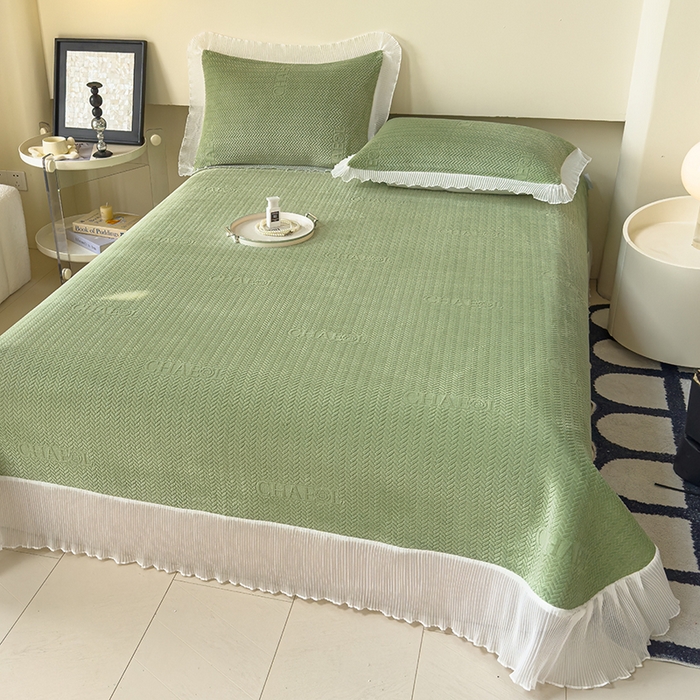 91家纺网 家纺一手货源 找家纺 冬然家纺 2024新款雕花绒床盖系列 大麦穗-绿