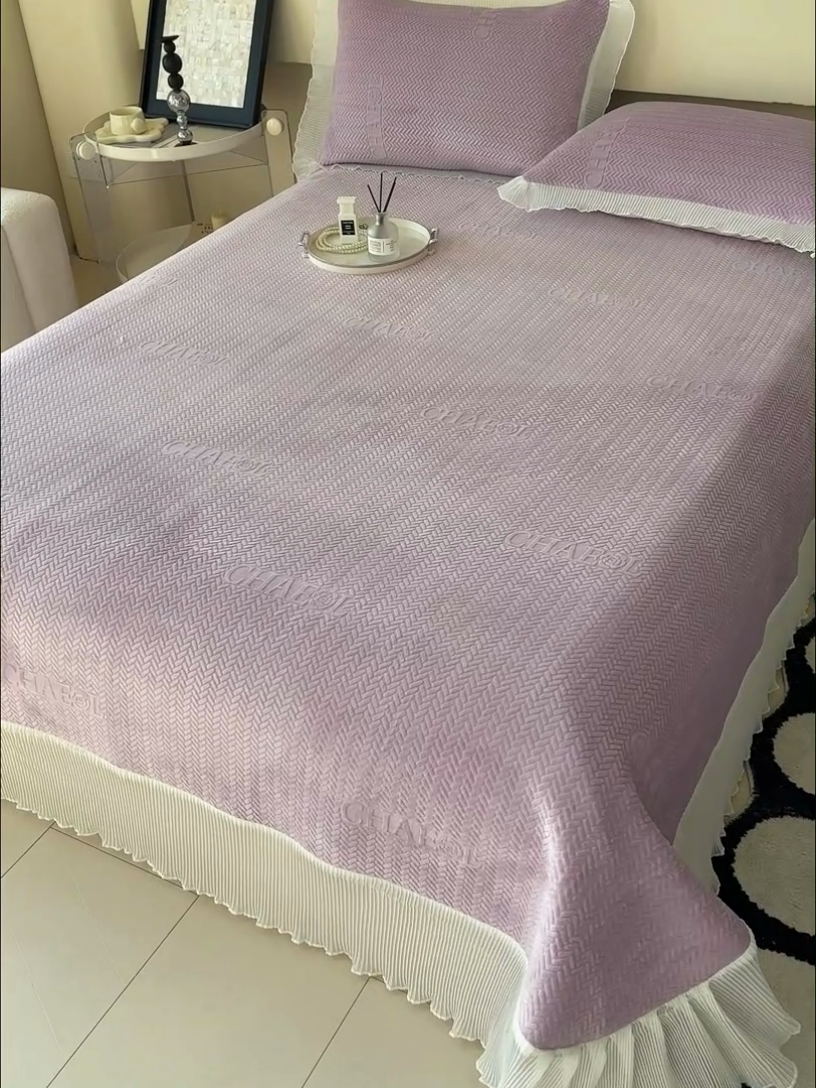 91家纺网 家纺一手货源 找家纺 冬然家纺 2024新款雕花绒床盖系列 大麦穗-紫