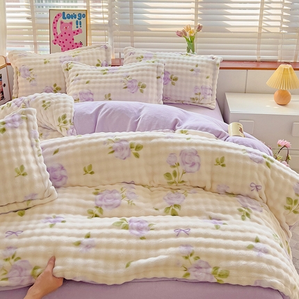 91家纺网 家纺一手货源 找家纺 （总）梵克保罗 2024新款泡泡绒加厚立体牛奶绒单被套多功能被套毯