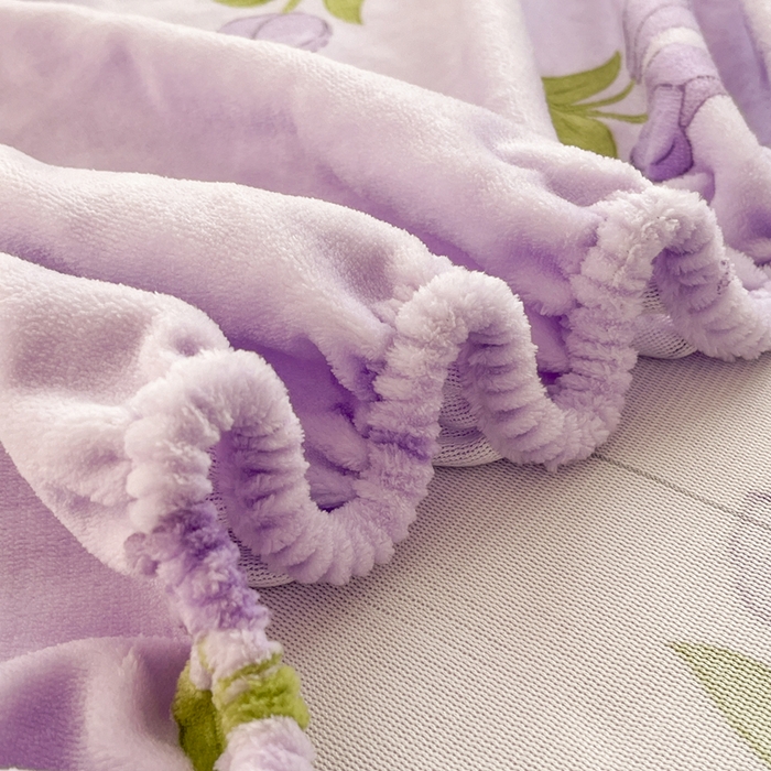 91家纺网 家纺一手货源 找家纺 默忆 2025新款加厚印花牛奶绒床笠三件套单床笠 郁金香紫