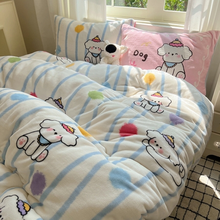 91家纺网 家纺一手货源 找家纺 蜜宿 2024秋冬新款混搭卡通牛奶绒四件套 乖乖狗