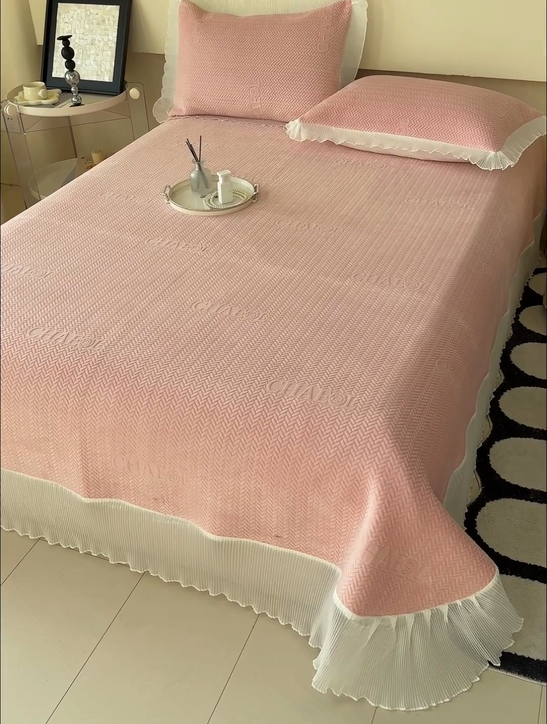 91家纺网 家纺一手货源 找家纺 （总）冬然家纺 2024新款雕花绒床盖系列