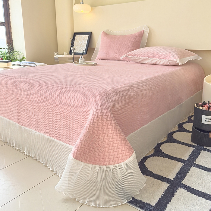 91家纺网 家纺一手货源 找家纺 （总）冬然家纺 2024新款雕花绒床盖系列