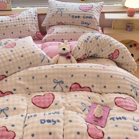 91家纺网 家纺一手货源 找家纺 （总）梵克保罗 2024新款泡泡绒加厚立体牛奶绒单被套多功能被套毯