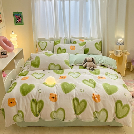 91家纺网 家纺一手货源 找家纺 本制 2025新款B类牛奶绒印花四件套 英伦熊