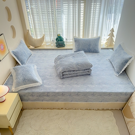 冬然家纺 2024新款雕花绒榻榻米床盖 浪花朵朵