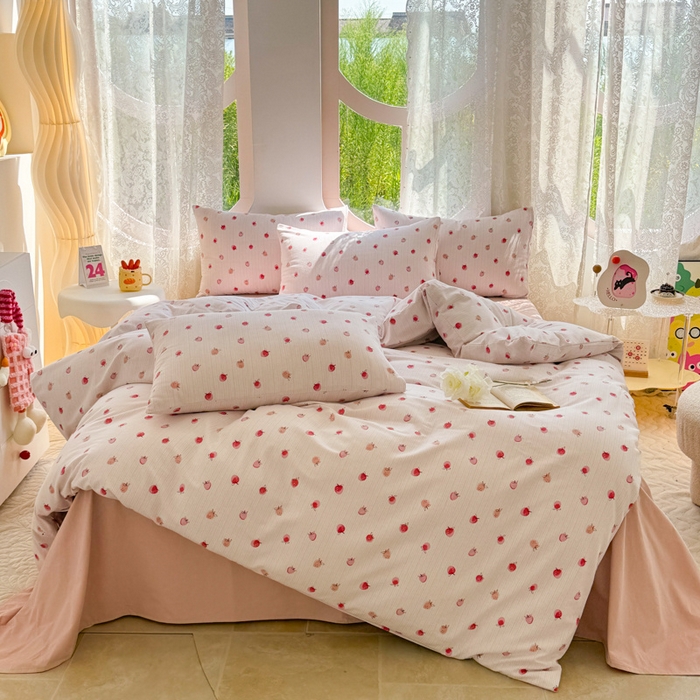 91家纺网 家纺一手货源 找家纺 千朵 2024新款全棉磨毛小清新印花四件套 小草莓