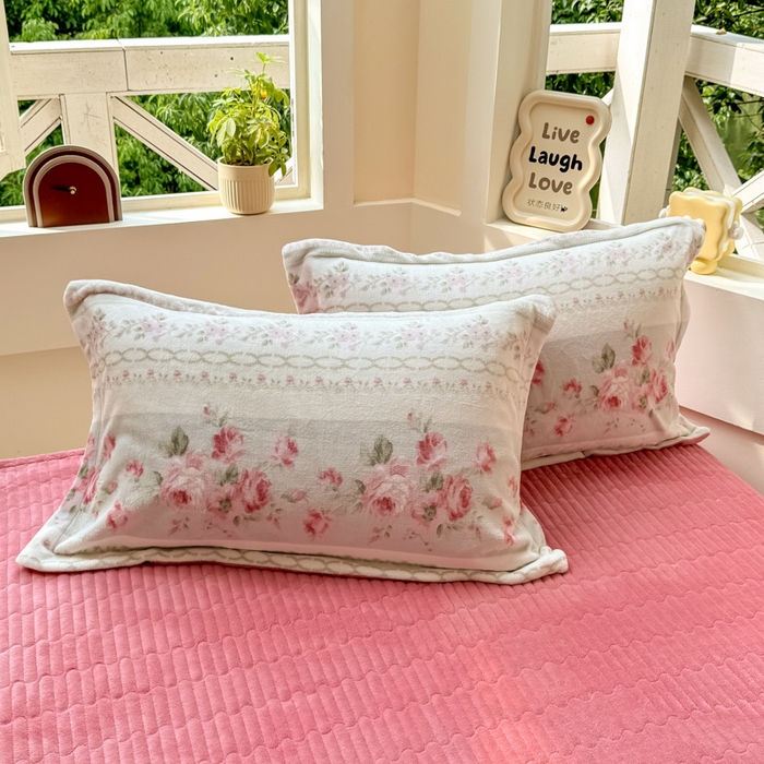 91家纺网 家纺一手货源 找家纺 尚美 2024新款高克重印花花边牛奶绒床盖四件套 浪漫