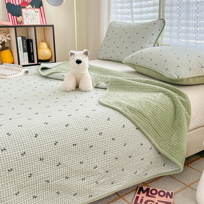 91家纺网 家纺一手货源 找家纺 沐纯家居 2025新款婴儿绒纯棉水洗床盖 小绿格-绿
