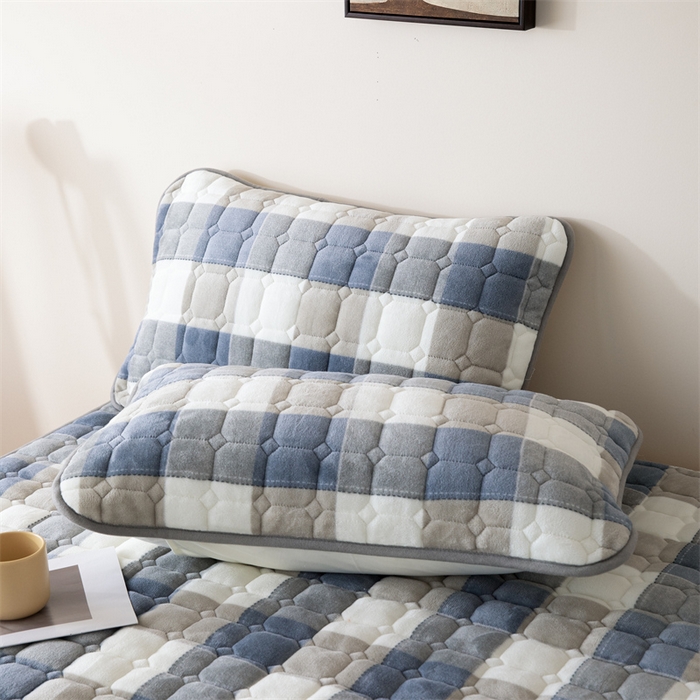 91家纺网 家纺一手货源 找家纺 （总）凌云家纺 2025新款A类牛奶绒床垫软垫学生宿舍单人床褥可机洗