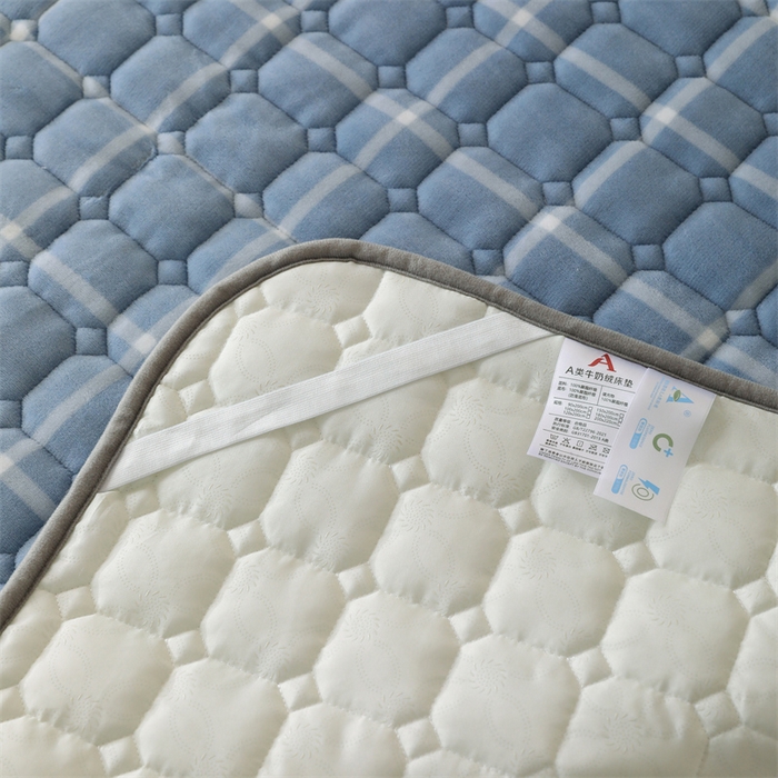 91家纺网 家纺一手货源 找家纺 凌云家纺 2025新款A类牛奶绒床垫软垫学生宿舍单人床褥可机洗 蓝小格
