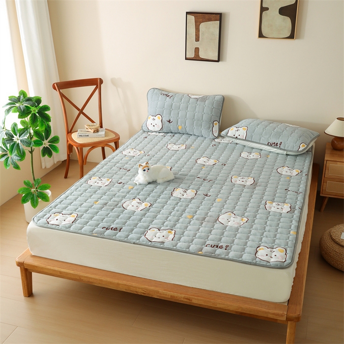 91家纺网 家纺一手货源 找家纺 凌云家纺 2025新款A类牛奶绒床垫软垫学生宿舍单人床褥可机洗 眯眯熊