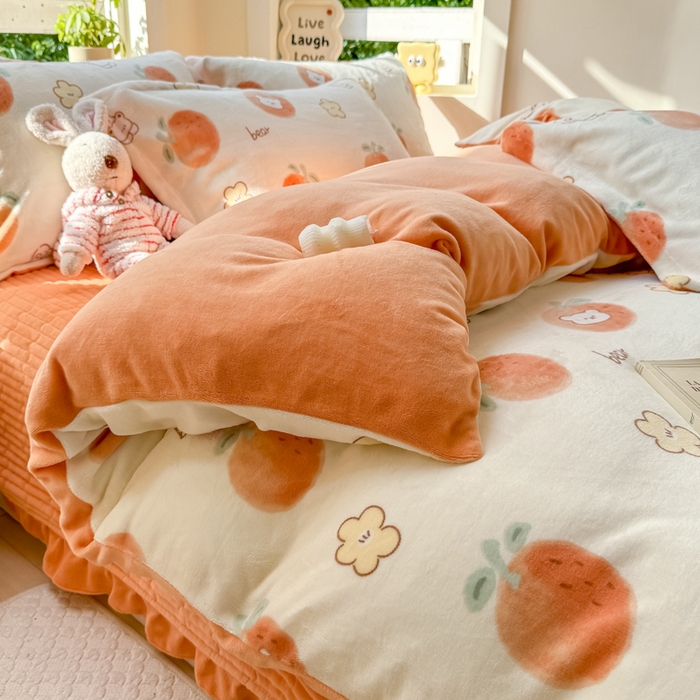 91家纺网 家纺一手货源 找家纺 尚美 2024新款高克重印花花边牛奶绒床盖四件套 甜橙