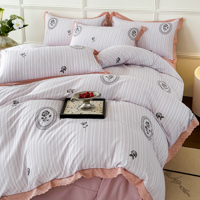 91家纺网 家纺一手货源 找家纺 可思家纺 2024新款韩版花边木棉皱皱纱四件套系列 木棉-赫本花园