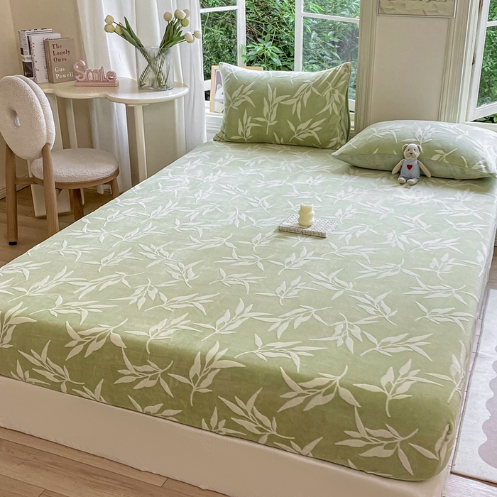 91家纺网 家纺一手货源 找家纺 大境 2024新款A类雕花绒牛奶绒床笠三件套单床笠宝宝绒婴儿绒 竹影 奶绿