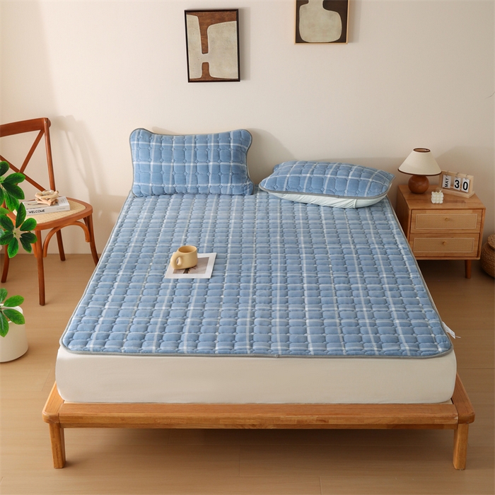 91家纺网 家纺一手货源 找家纺 凌云家纺 2025新款A类牛奶绒床垫软垫学生宿舍单人床褥可机洗 蓝小格