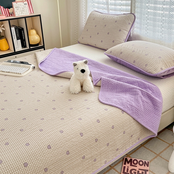 91家纺网 家纺一手货源 找家纺 沐纯家居 2025新款婴儿绒纯棉水洗床盖 梦幻爱心-紫