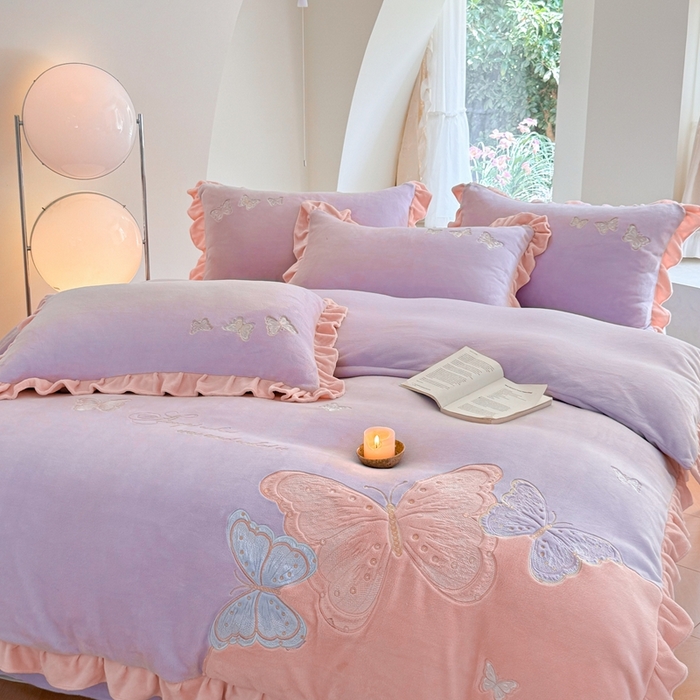 91家纺网 家纺一手货源 找家纺 可以家居 2024新款全消光牛奶绒云绒法兰绒四件套-薇薇安 优雅紫