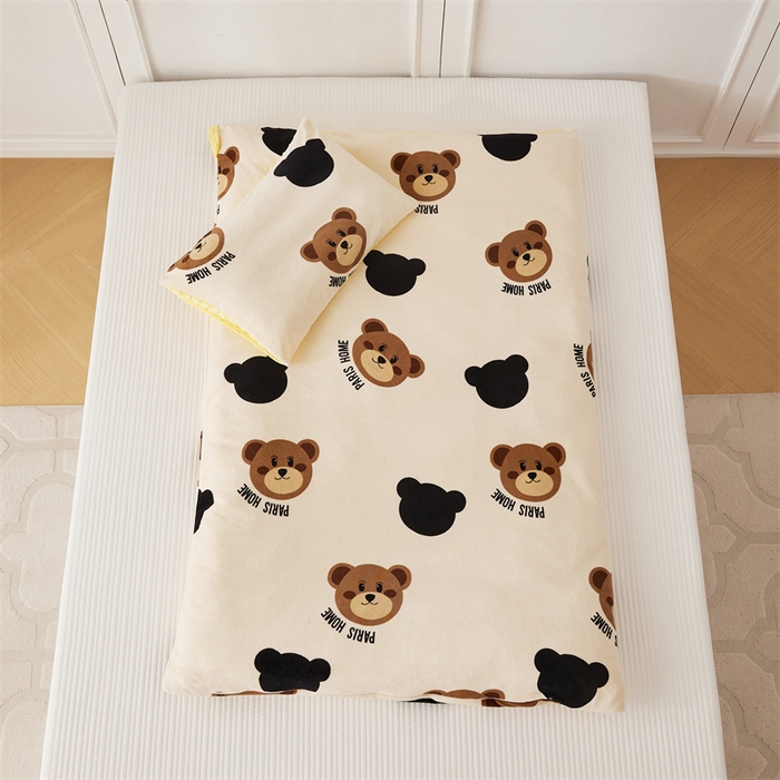 91家纺网 家纺一手货源 找家纺 艾佳宝贝 2024牛奶绒豆豆绒可拆式多功能防踢被 防踢被-乖乖熊