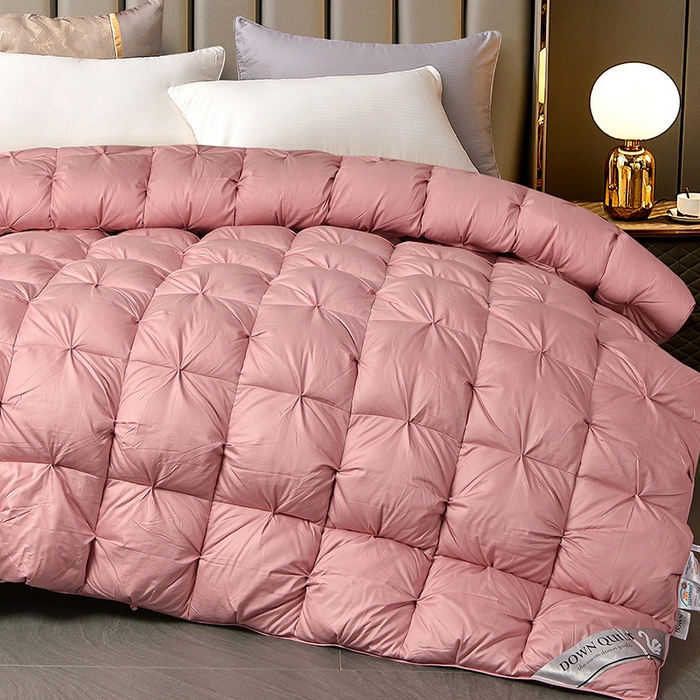 91家纺网 家纺一手货源 找家纺 兰言诺羽绒被 2025新款雅韵-全棉柔赛丝纽花羽绒被 豆沙