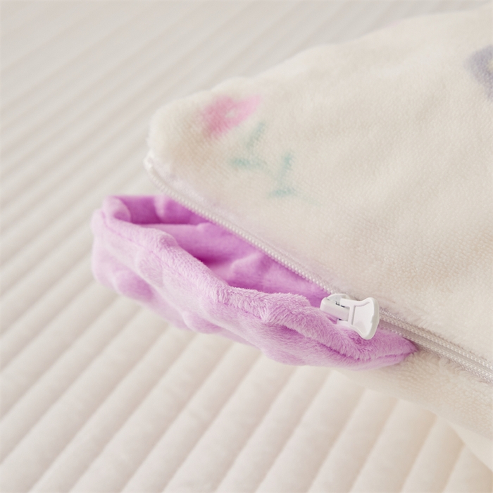 91家纺网 家纺一手货源 找家纺 艾佳宝贝 2024牛奶绒豆豆绒可拆式多功能防踢被 防踢被-缤纷熊多多