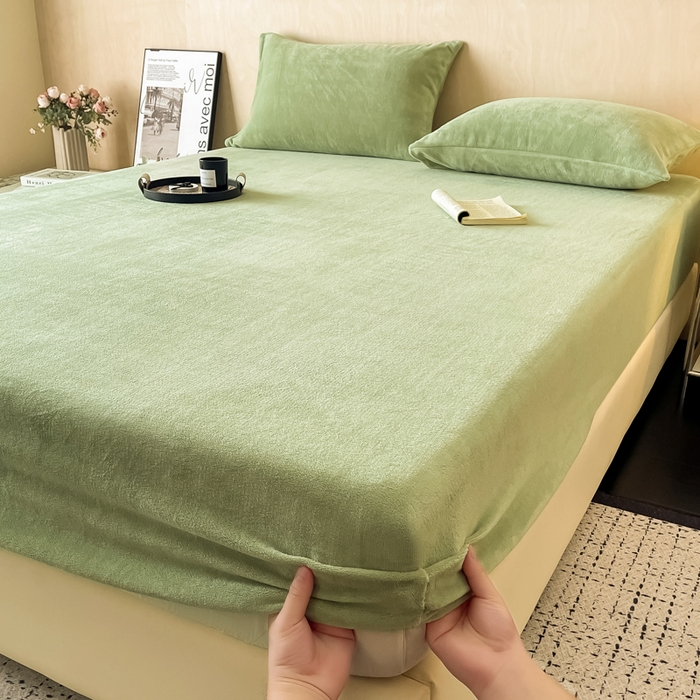 91家纺网 家纺一手货源 找家纺 卢赛尔 2025新款高克重200g牛奶绒单床笠 梦娜-草绿色