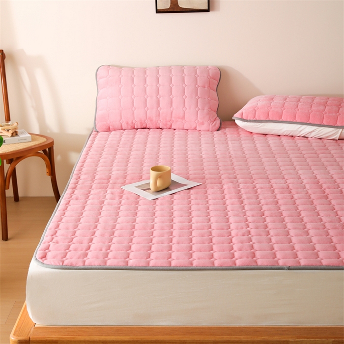 91家纺网 家纺一手货源 找家纺 凌云家纺 2025新款A类牛奶绒床垫软垫学生宿舍单人床褥可机洗 桃花粉