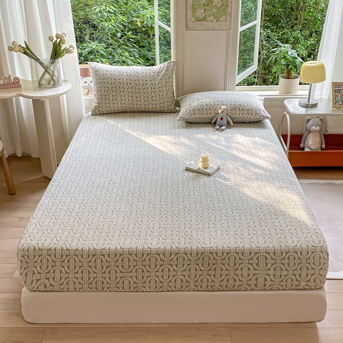 91家纺网 家纺一手货源 找家纺 大境 2024新款A类雕花绒牛奶绒床笠三件套单床笠宝宝绒婴儿绒 巴克曼 米灰