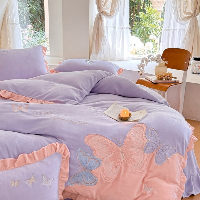 91家纺网 家纺一手货源 找家纺 可以家居 2024新款全消光牛奶绒云绒法兰绒四件套-薇薇安 优雅紫