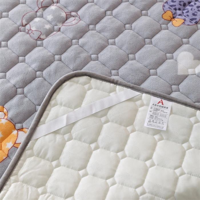 91家纺网 家纺一手货源 找家纺 凌云家纺 2025新款A类牛奶绒床垫软垫学生宿舍单人床褥可机洗 泰迪熊